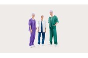 Profesional sanitario con la chaqueta térmica BARRIER en varios colores.
